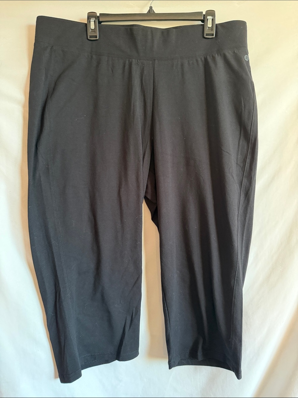 Danskin Black Capri Leggings